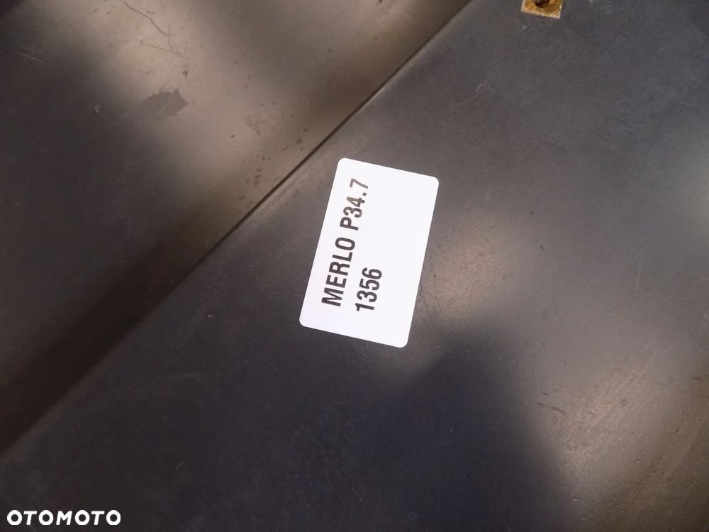 Merlo P 34.7  obudowa bezpieczników płyty  plastik wnetrza 059212 - 6