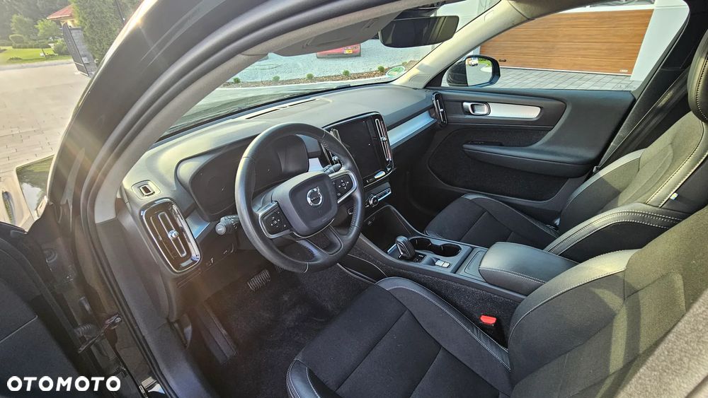 Volvo XC 40 T4 - 6