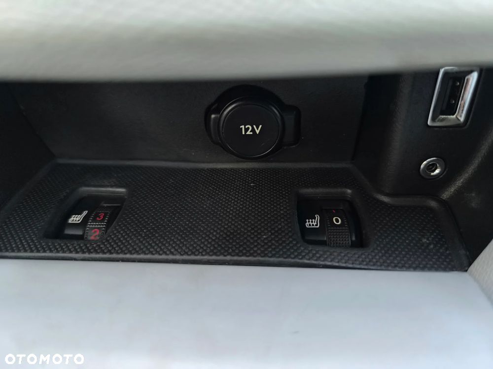 Peugeot 308 e-HDi 115 Stop & Start Allure - 32