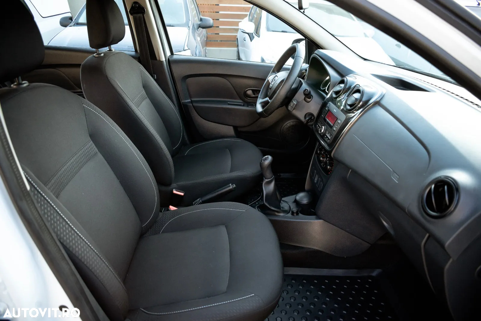 Dacia Logan - 18