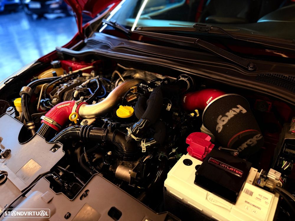 Renault Clio TCe 220 EDC R.S. Trophy - 8