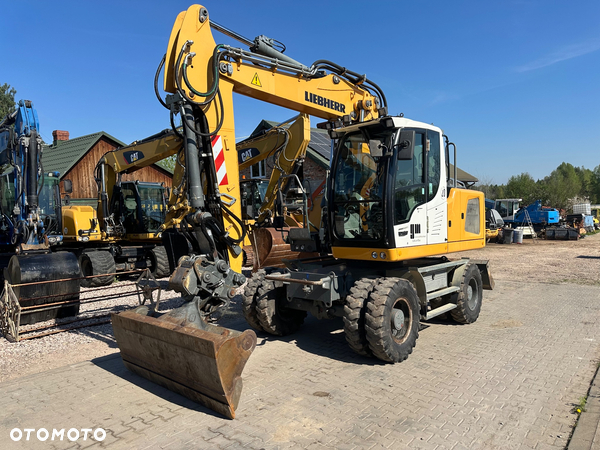 Liebherr A 914