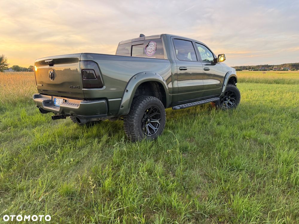 RAM 1500 Crew Cab Laramie - 9