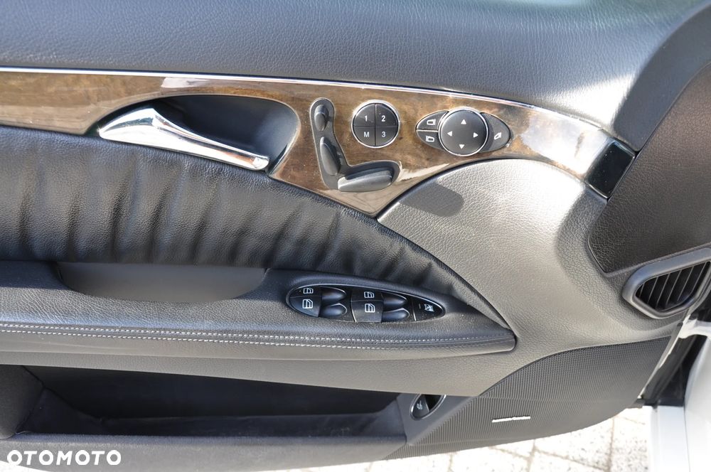 Mercedes-Benz Klasa E 500 Avantgarde - 16