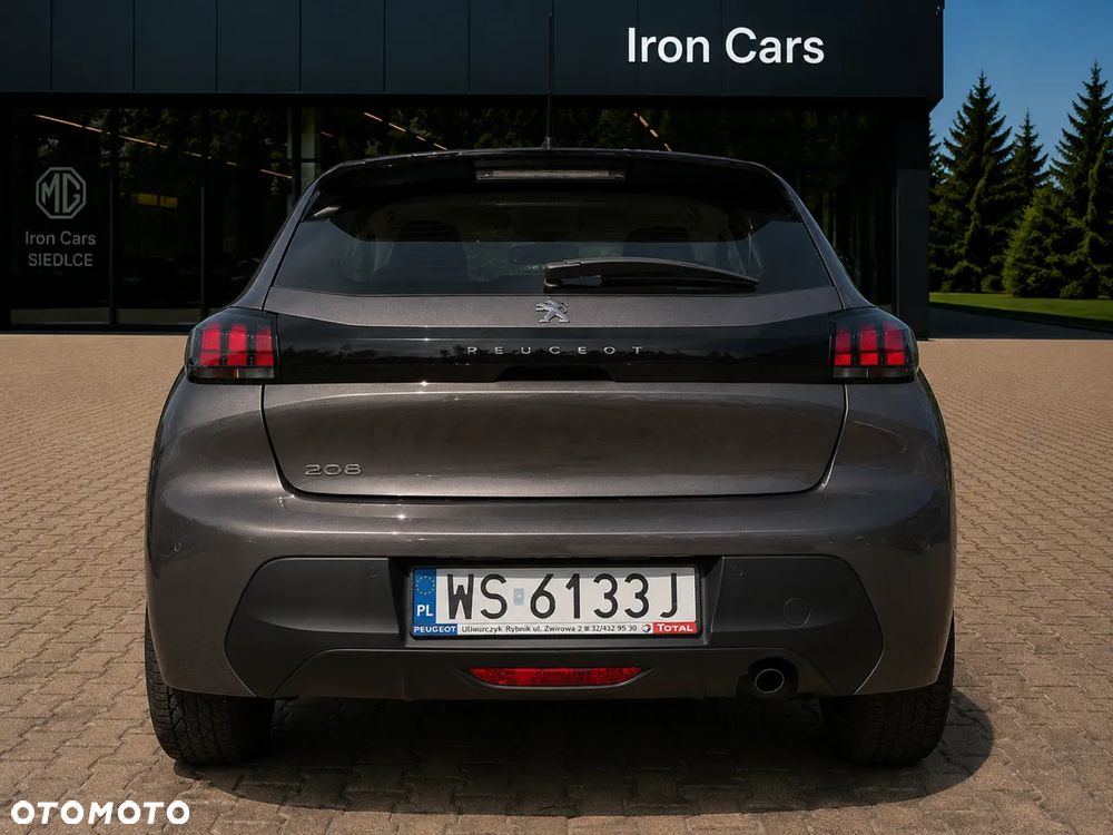 Peugeot 208 - 4