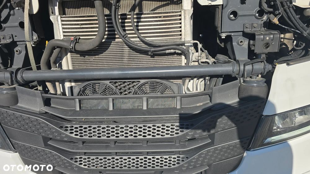 Iveco S-WAY - 15