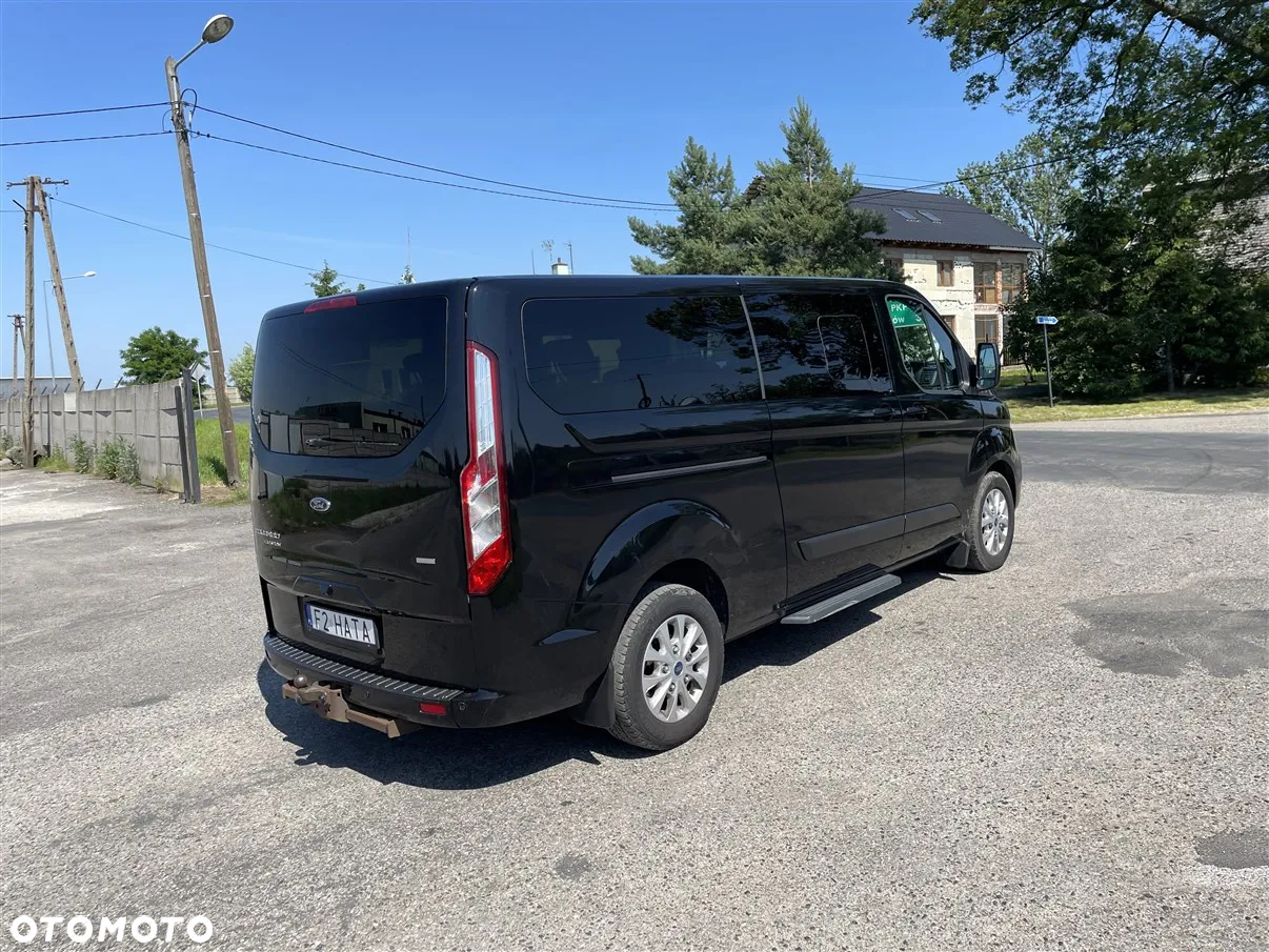 Ford Tourneo Custom - 8