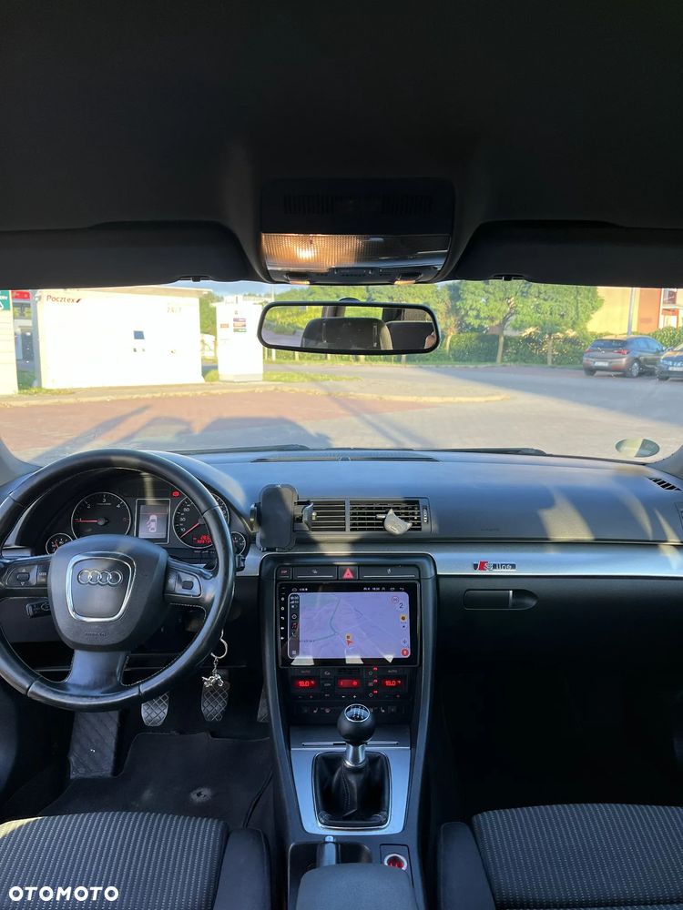 Audi A4 Avant 2.0 TDI - 9