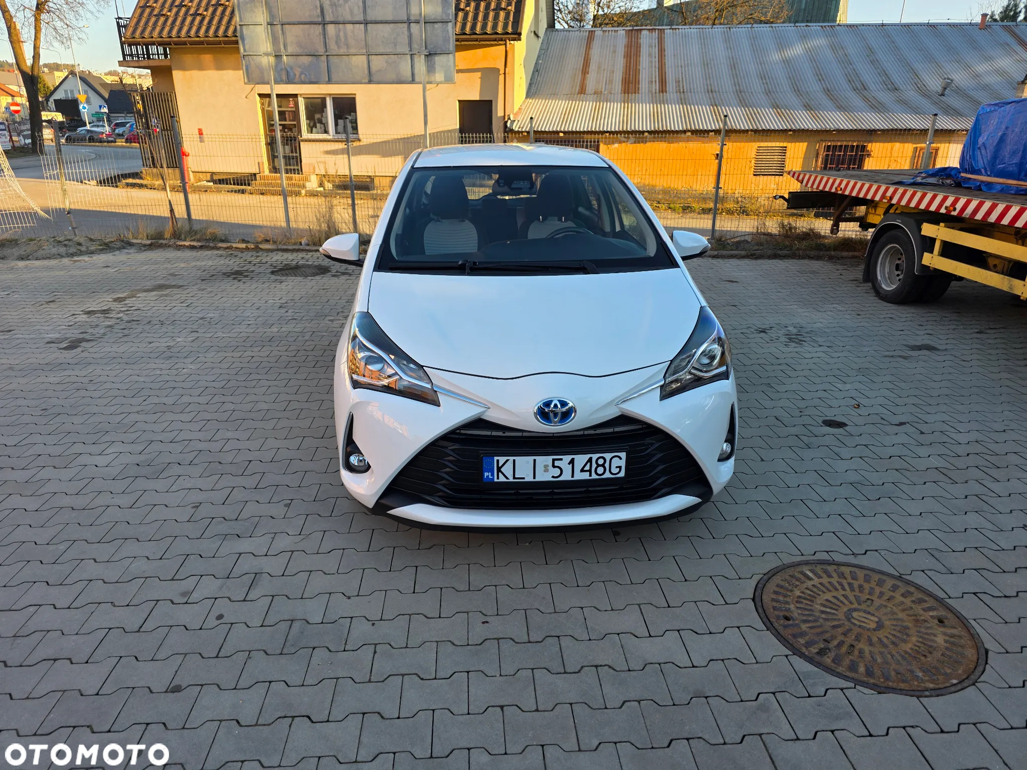 Toyota Yaris Hybrid 1.5 VVT-i Comfort - 10