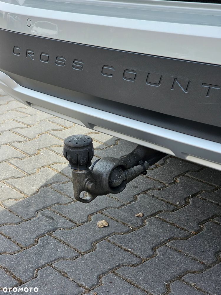 Volvo V90 Cross Country - 17