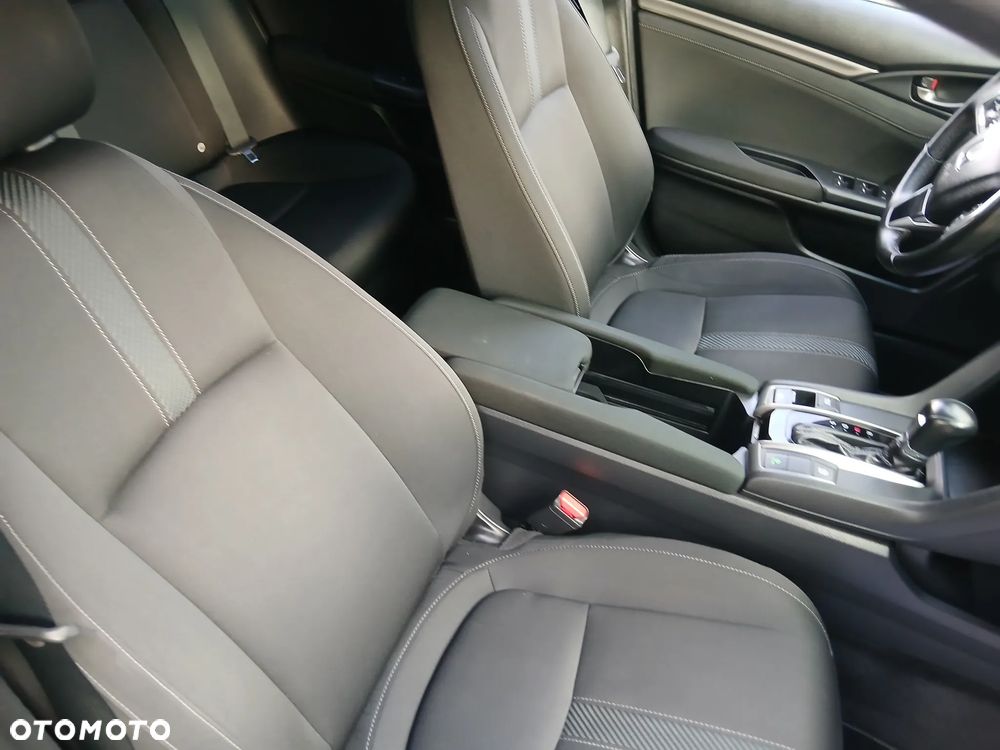 Honda Civic 1.0 i-VTEC Turbo CVT Elegance - 10