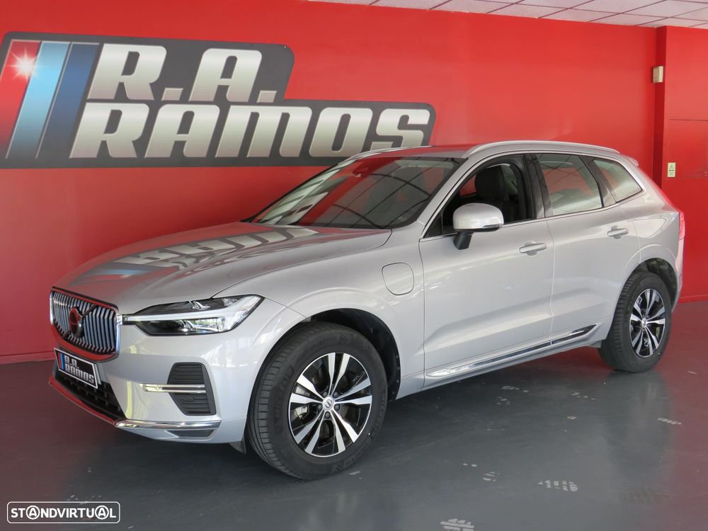 Volvo XC 60 2.0 T6 PHEV Core AWD - 2