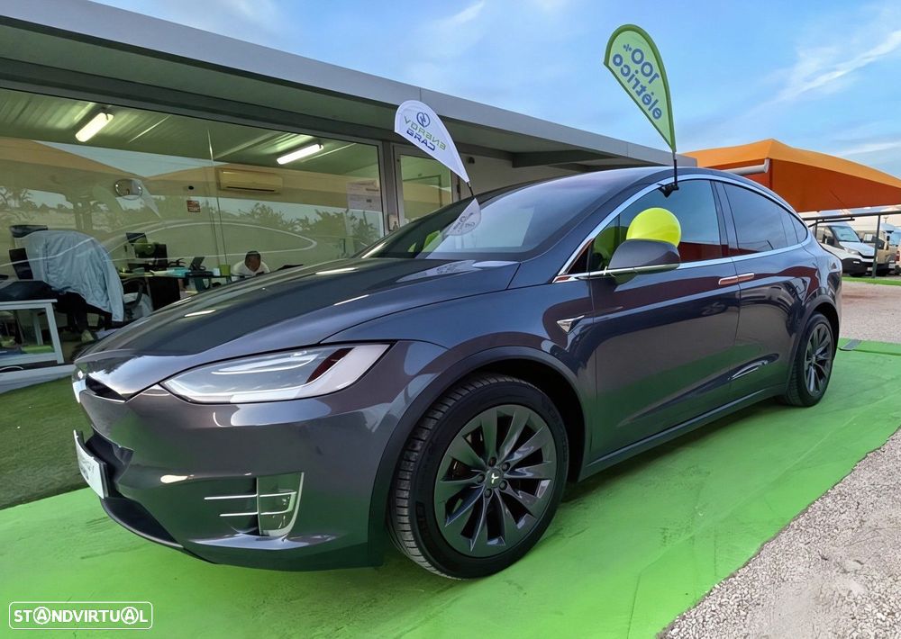 Tesla Model X 100D - 3