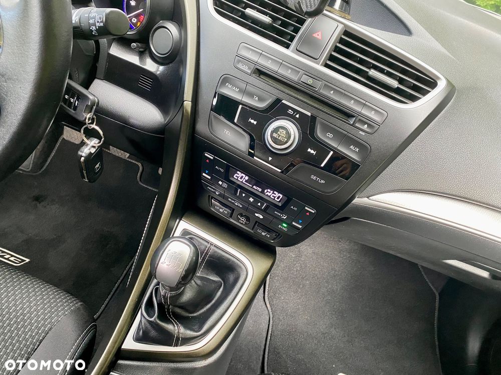 Honda Civic 1.8 i-VTEC Lifestyle - 24