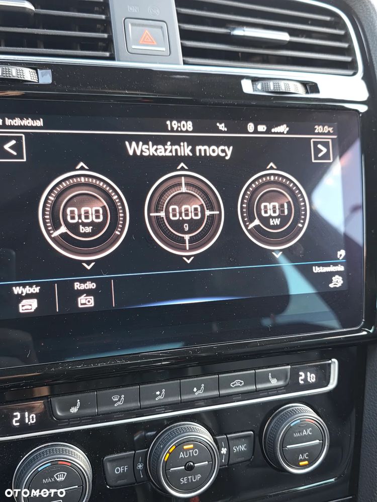 Volkswagen Golf - 27