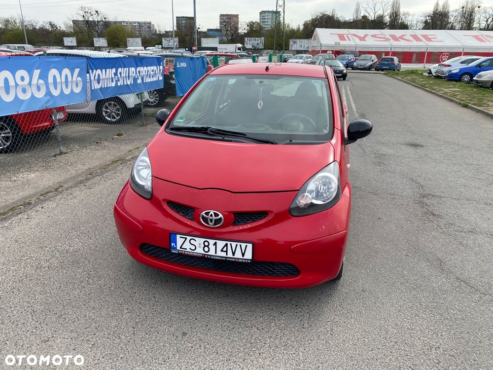 Toyota Aygo City - 10