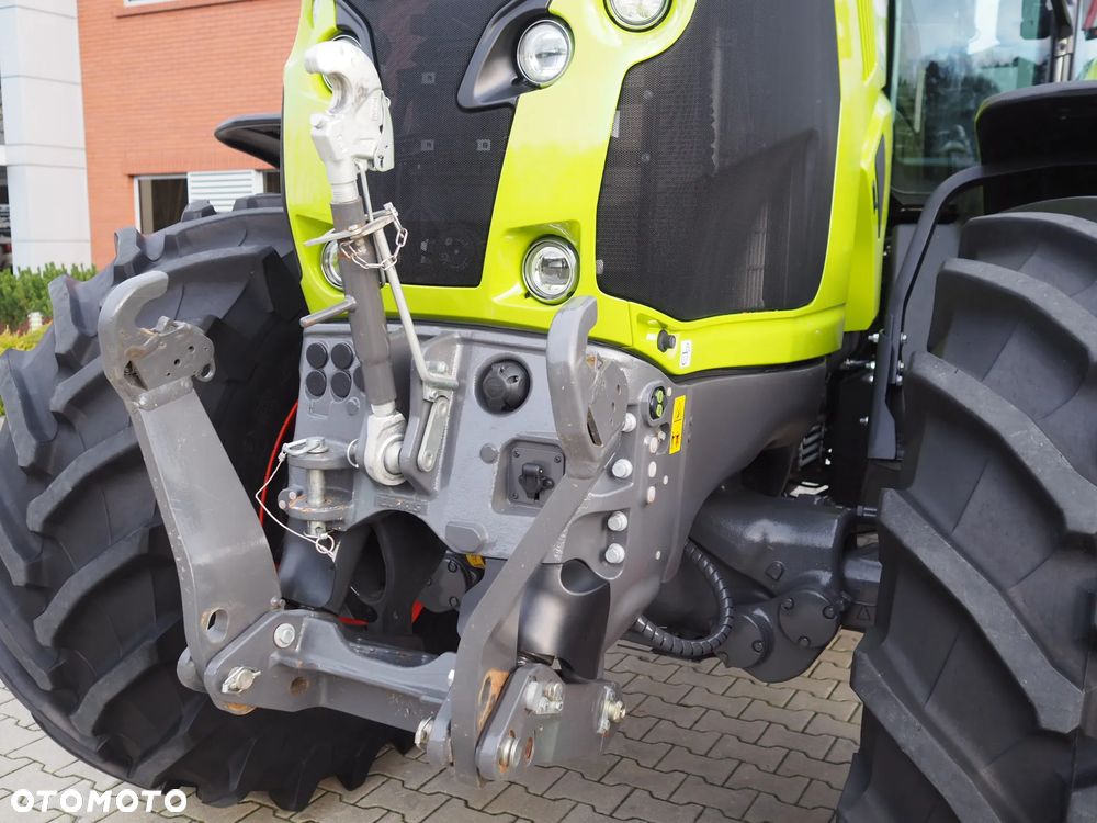 Claas Axion 850 CEBIS - 12