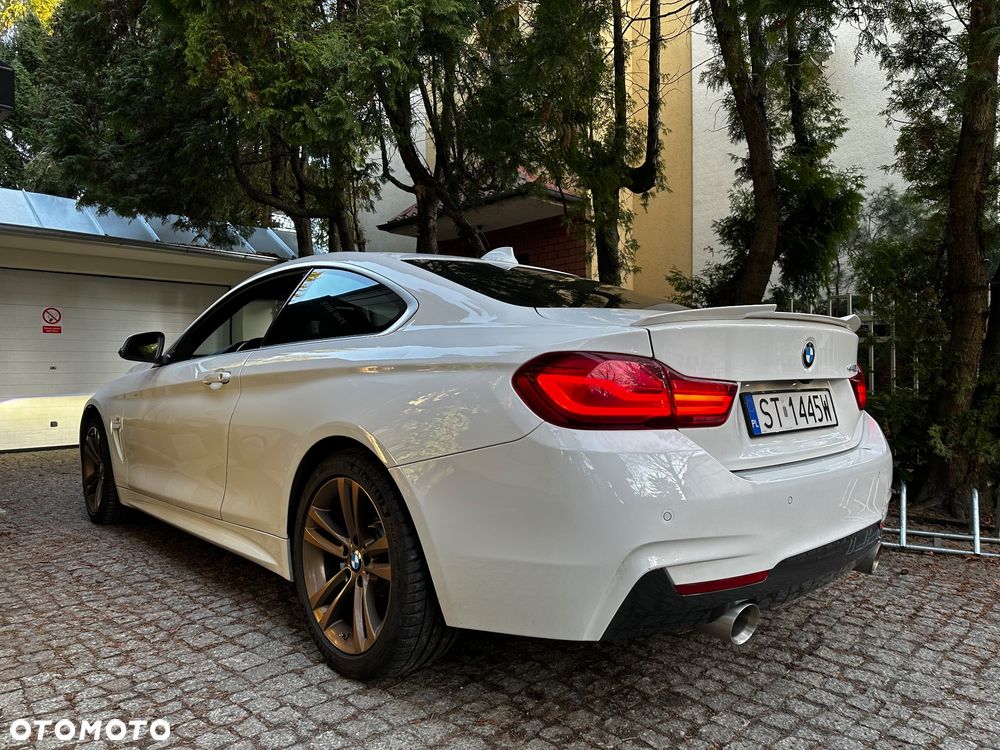 BMW Seria 4 440i xDrive Sport-Aut Luxury Line - 2