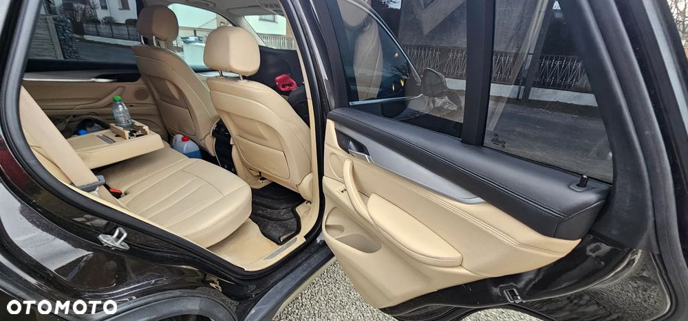 BMW X5 xDrive25d Sport-Aut - 7