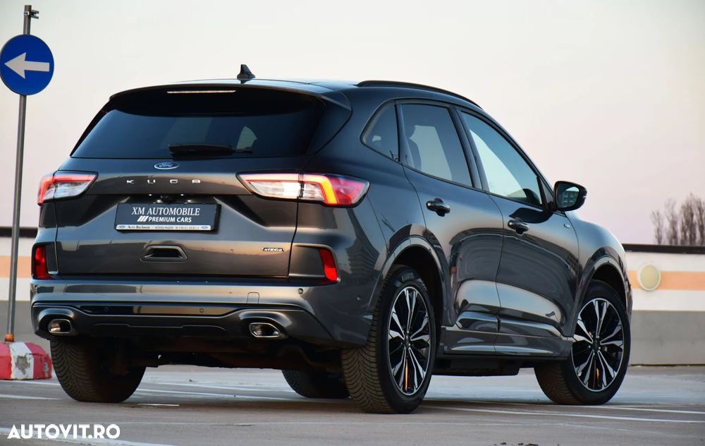 Ford Kuga 2.5 Duratec PHEV ST-LINE - 11