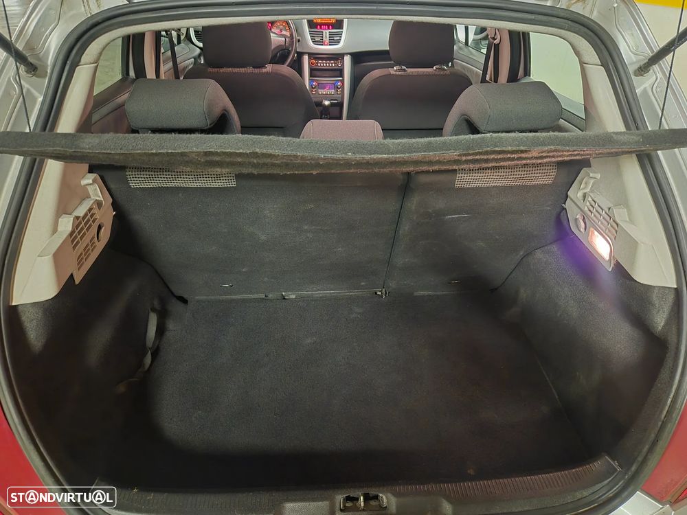 Peugeot 207 1.4 HDi Sport - 23