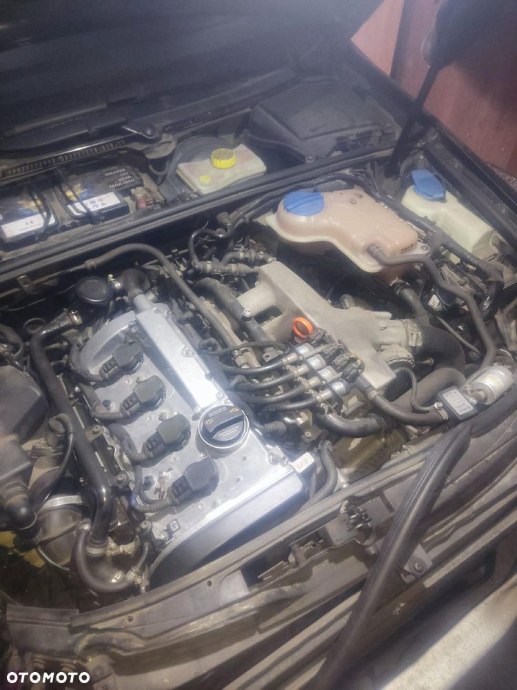 Audi A4 Avant 1.8 T quattro - 13