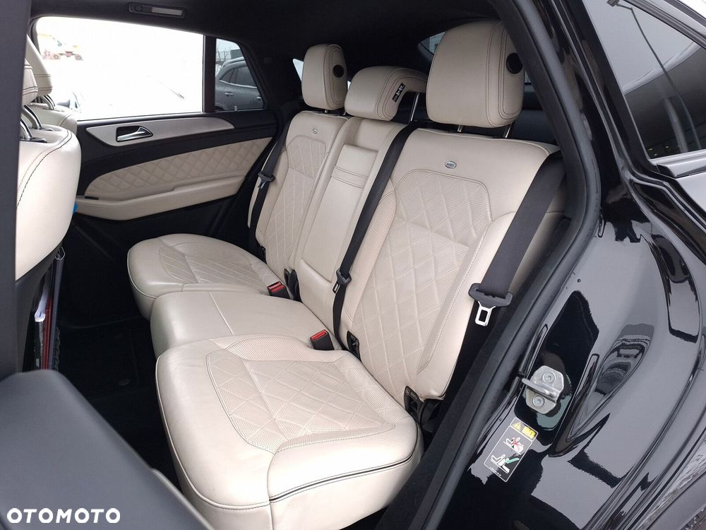 Mercedes-Benz GLE - 13