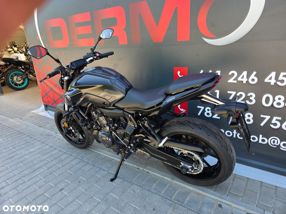Yamaha MT - 6