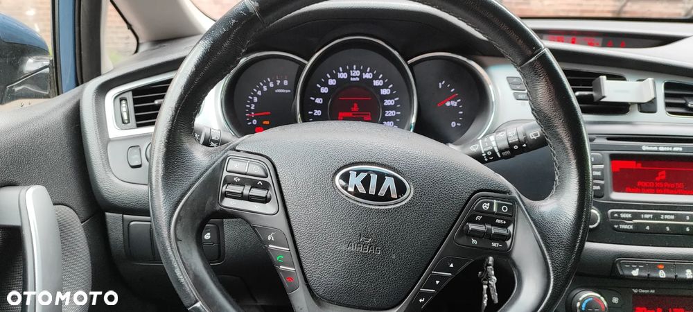 Kia Ceed 1.6 GDI L - 5