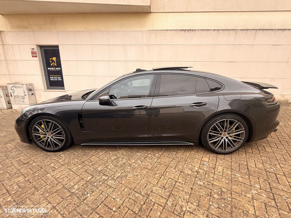Porsche Panamera - 6