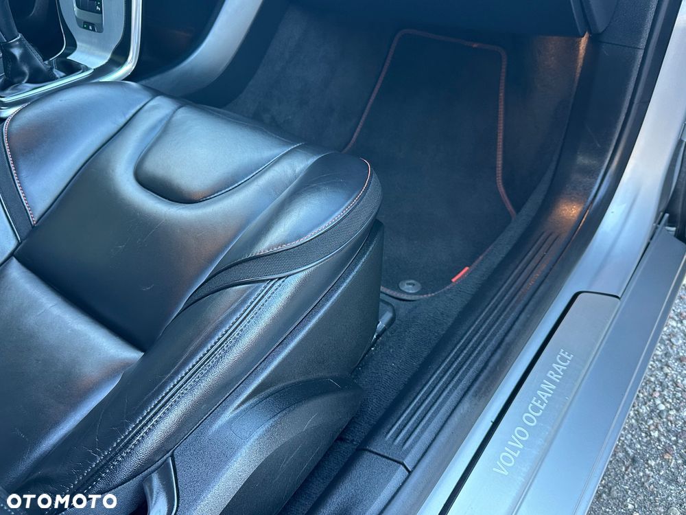 Volvo V40 D2 Ocean Race - 28