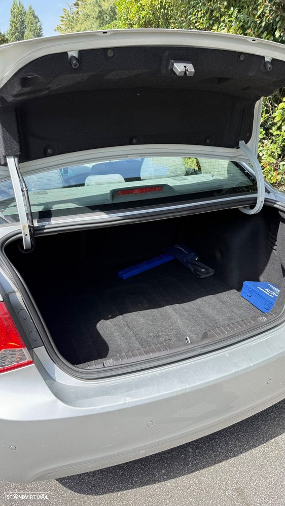 Chevrolet Cruze 2.0 VCDi LT - 33