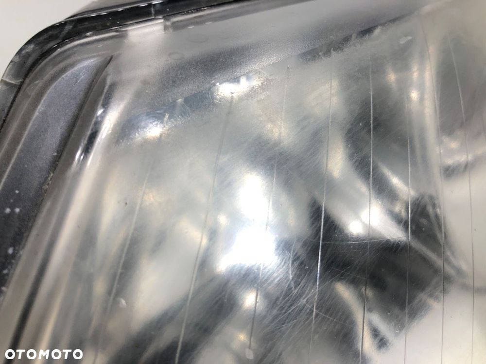 REFLEKTOR LEWY PRZÓD - 213.00 PLN - VW PASSAT B6 Variant (3C5) 2005 - 2011 2.0 TDI 103 kW [140 KM] - 2