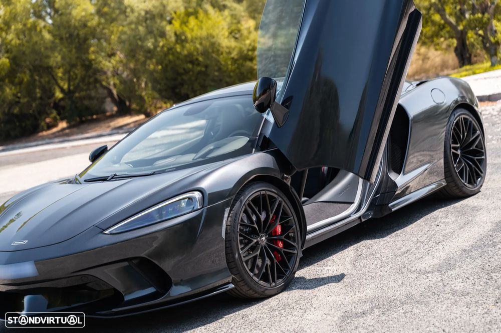 McLaren GT - 14