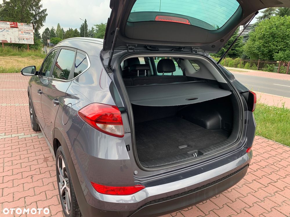 Hyundai Tucson blue 1.7 CRDi 2WD Trend - 16