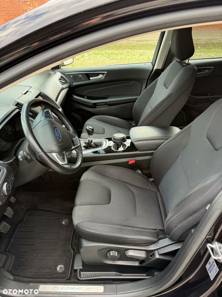 Ford Edge - 4