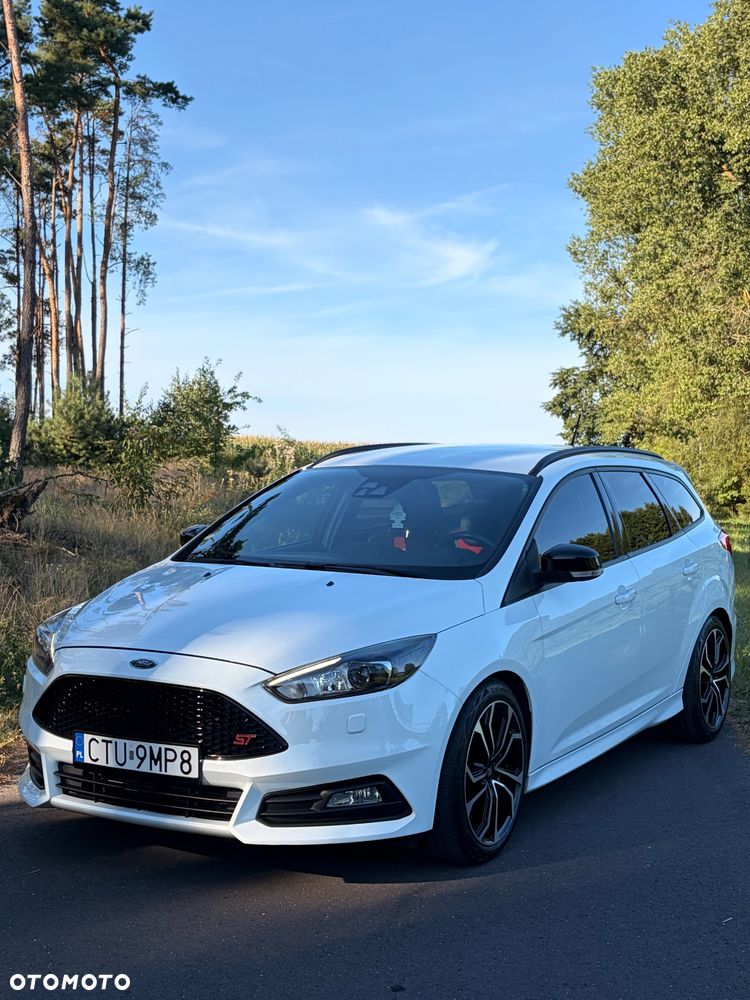 Ford Focus 2.0 EcoBoost ST-2 - 35