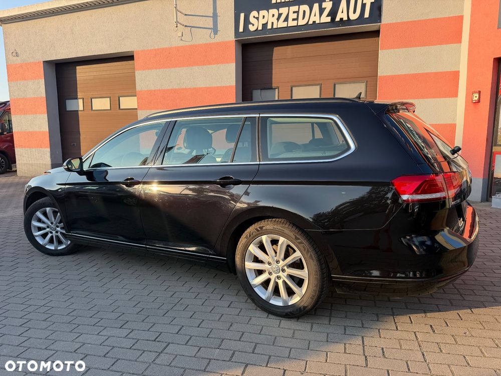 Volkswagen Passat 2.0 TDI (BlueMotion Technology) Comfortline - 3