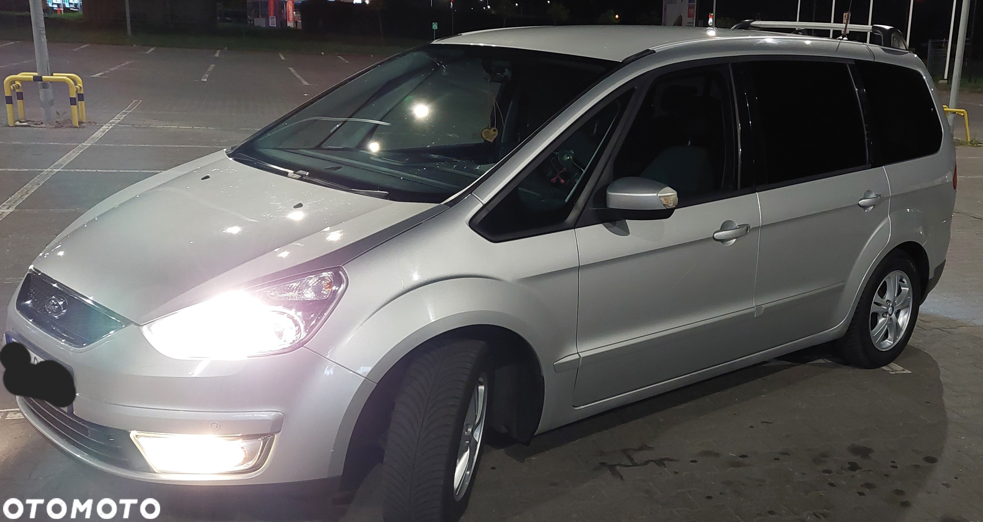Ford Galaxy 2.0 TDCi Ambiente - 24
