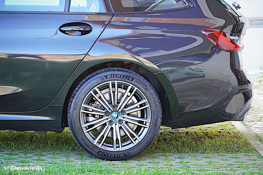 BMW 320 e Pack Desportivo M Auto - 6