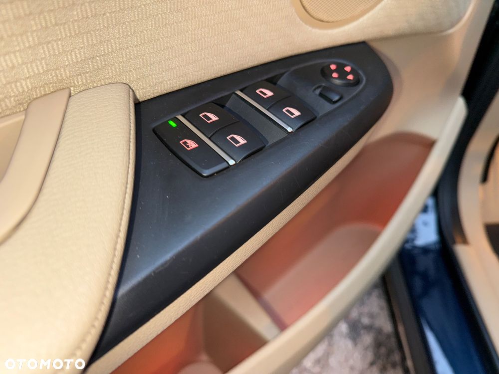 BMW X3 xDrive20d - 18