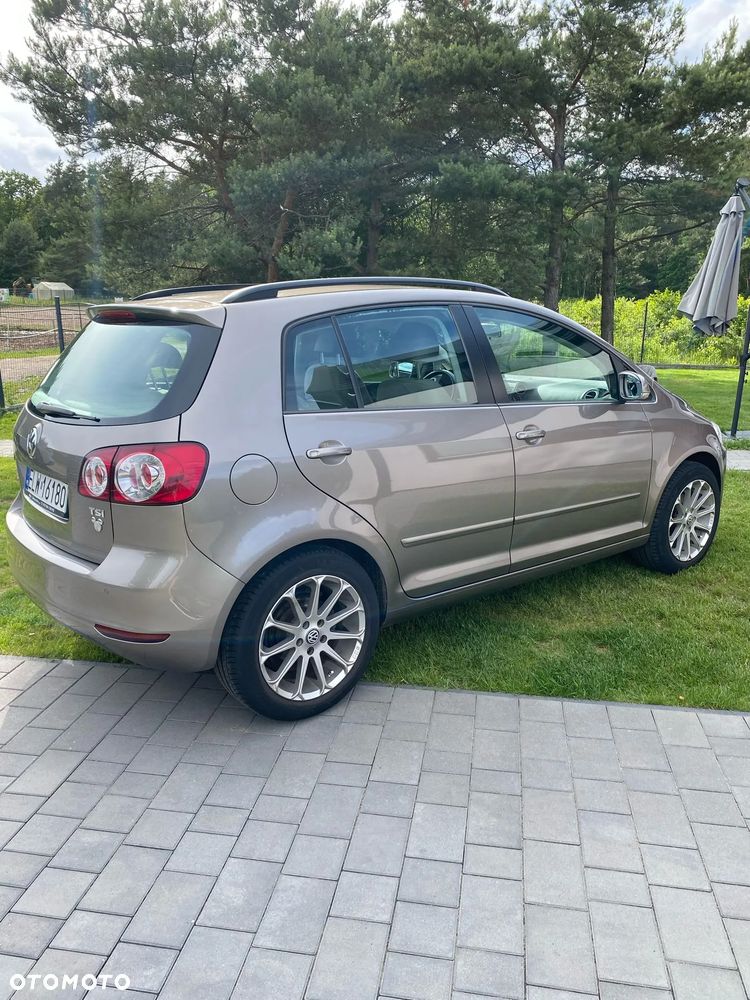 Volkswagen Golf Plus 1.2 TSI Comfortline DSG - 2