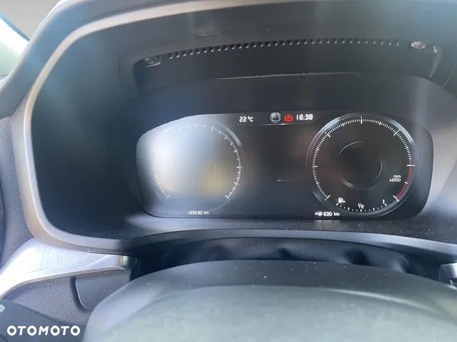 Volvo V60 D3 Momentum - 11