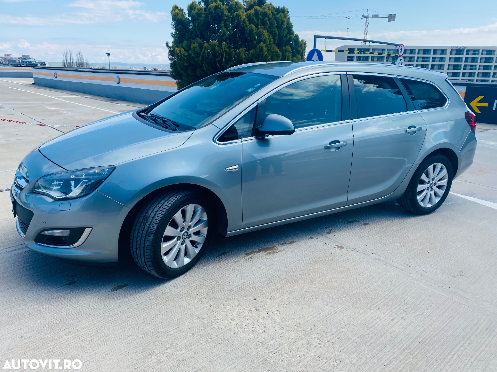 Opel Astra Sports Tourer 2.0 CDTI ECOTEC Active Aut. - 2