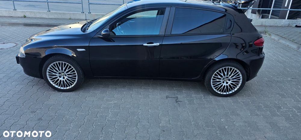 Alfa Romeo 147 1.6 Twin Spark Impression - 4