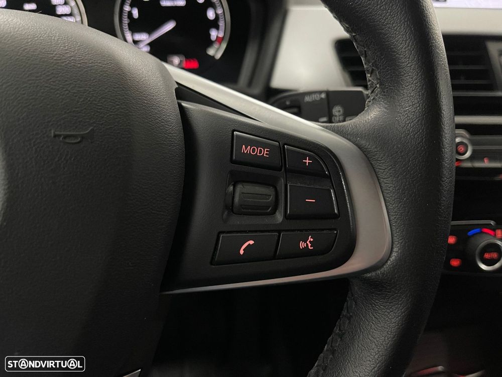 BMW X1 25 e xDrive - 33