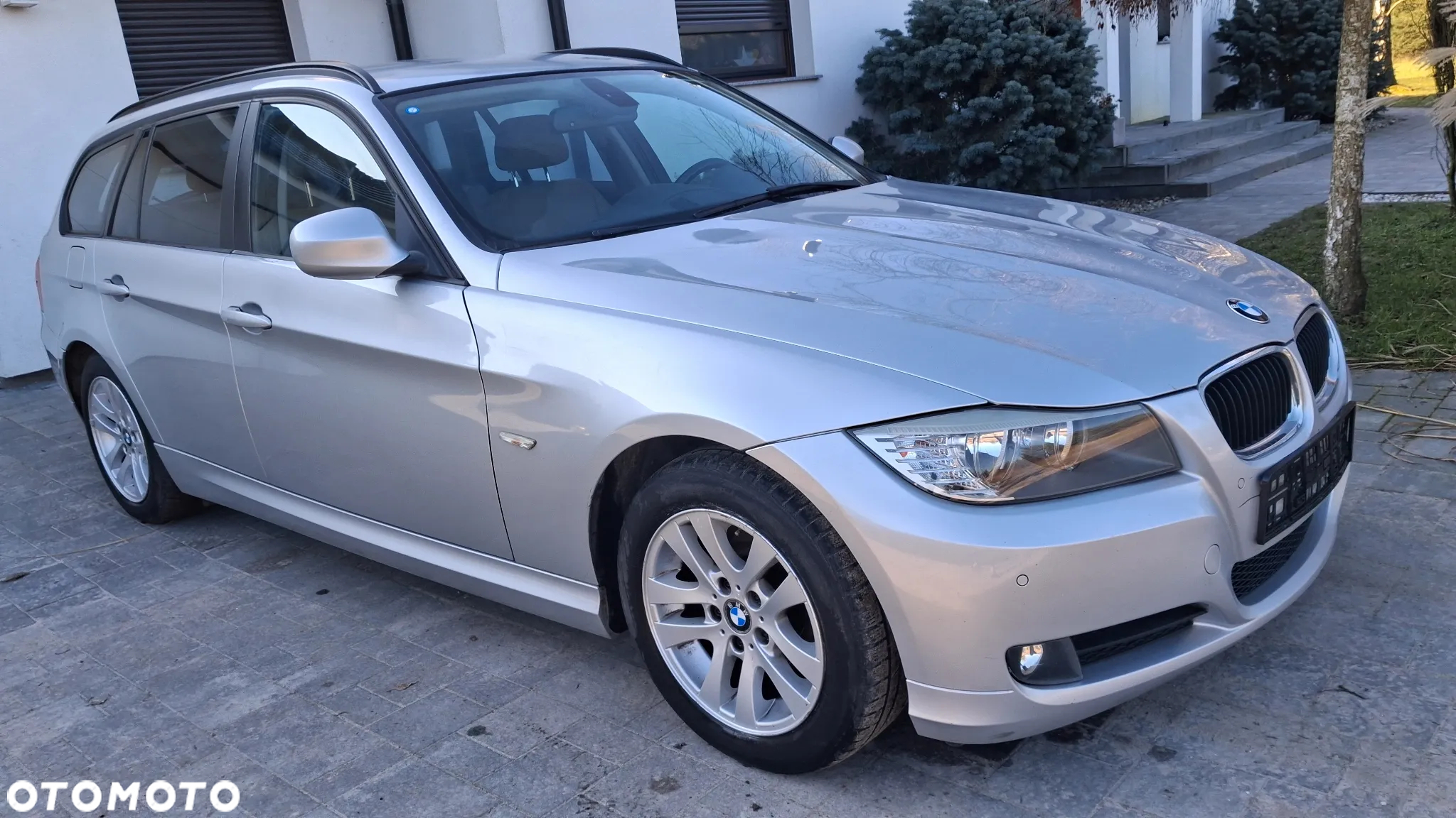 BMW Seria 3 318d - 5