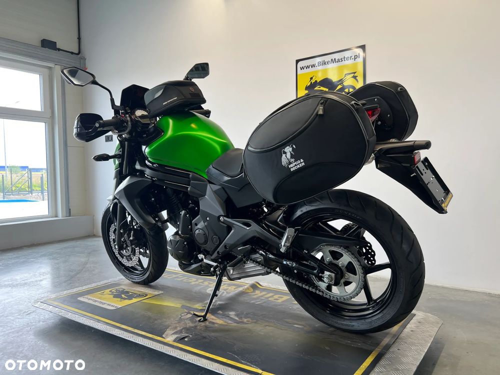 Kawasaki ER - 22