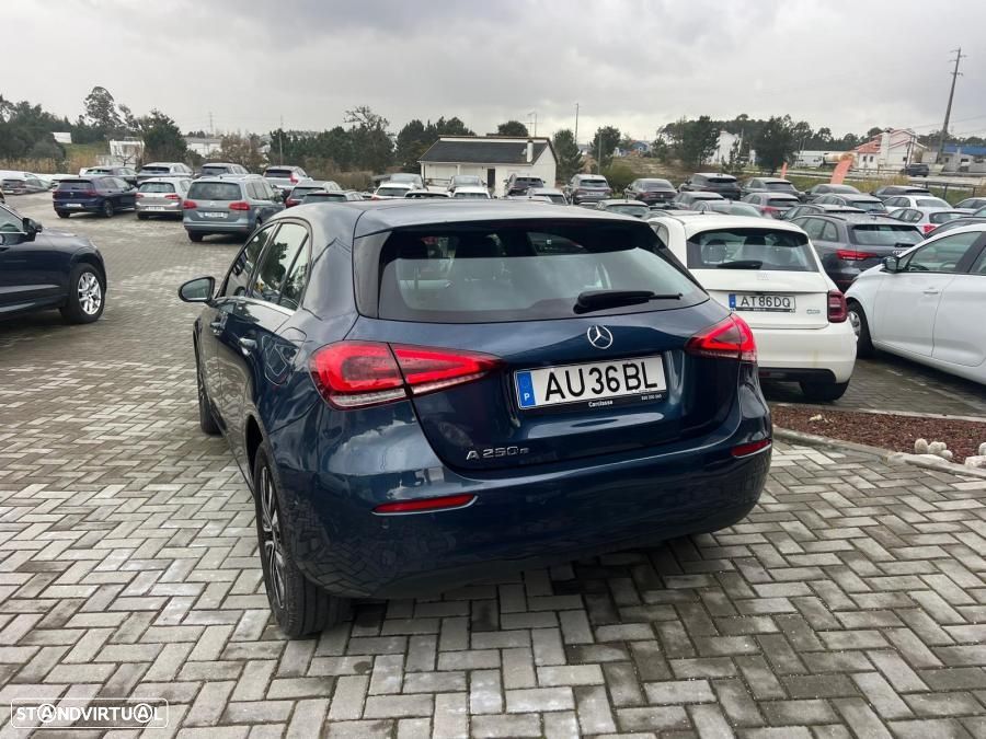 Mercedes-Benz A 250 e Style Plus - 2