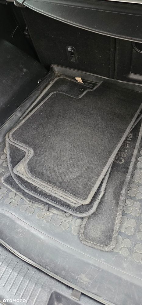 Kia Carens 1.7 CRDi L - 14